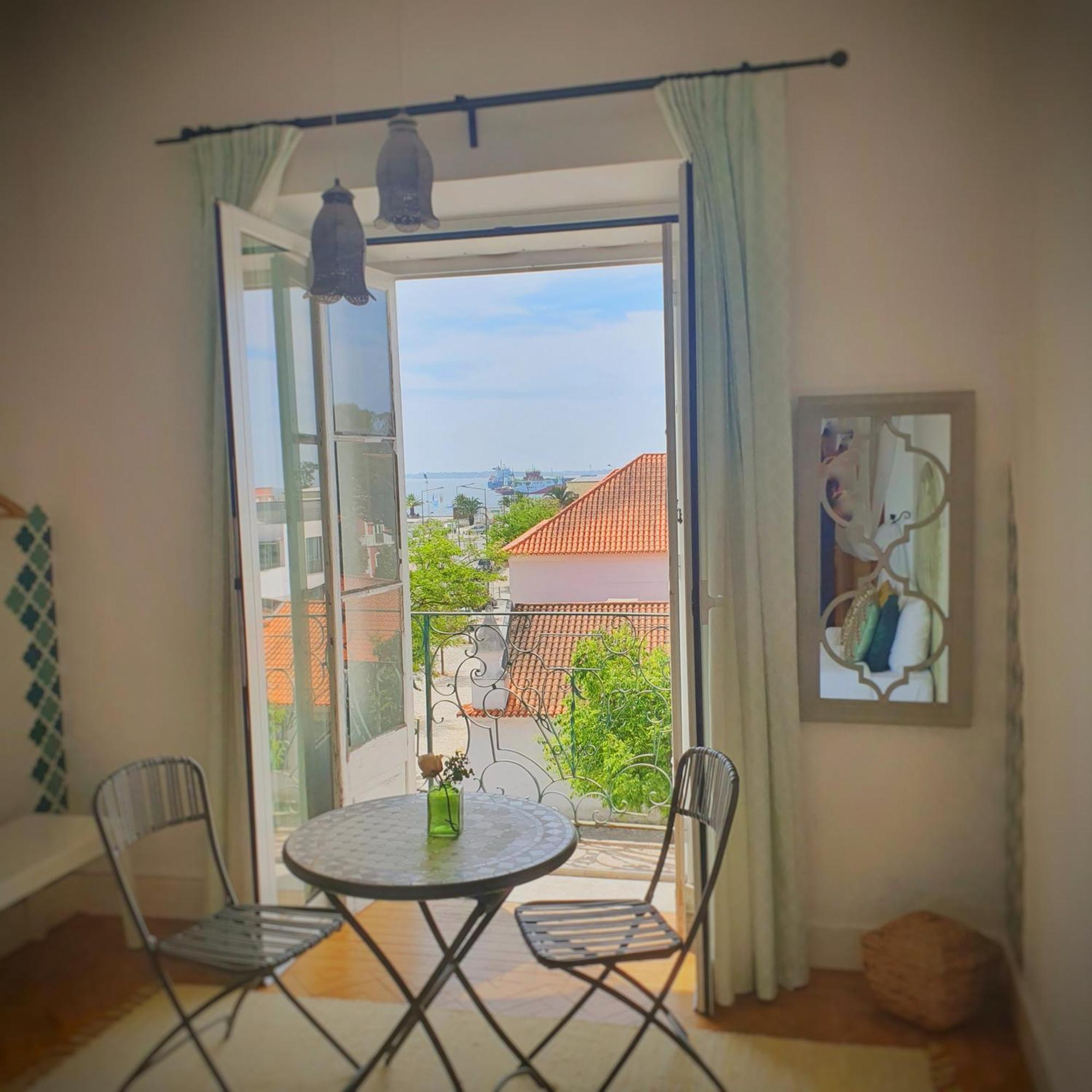 Alojamentos Vista Mar-Luisa Todi Setúbal Esterno foto